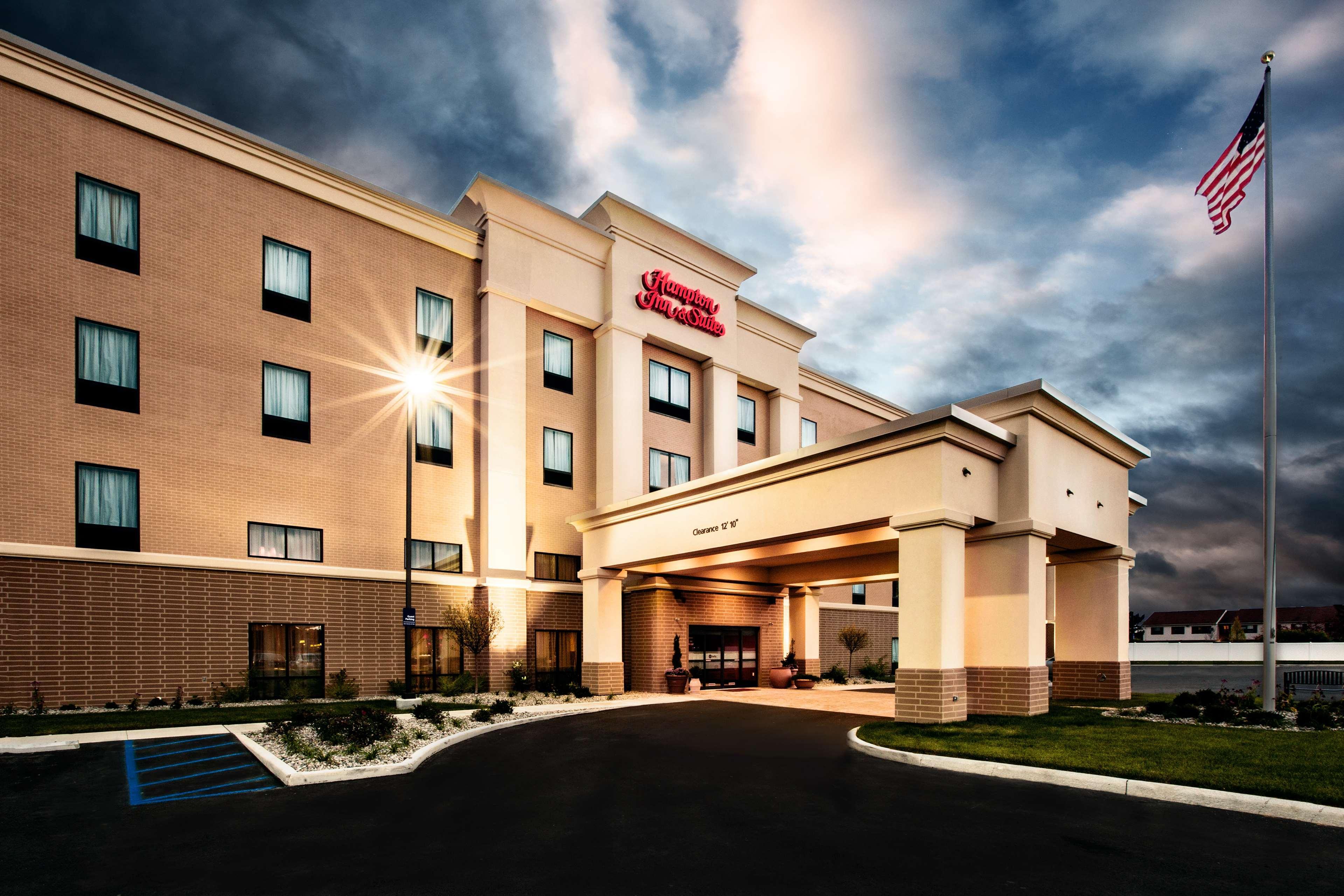 Hampton Inn & Suites Toledo/Westgate Bagian luar foto